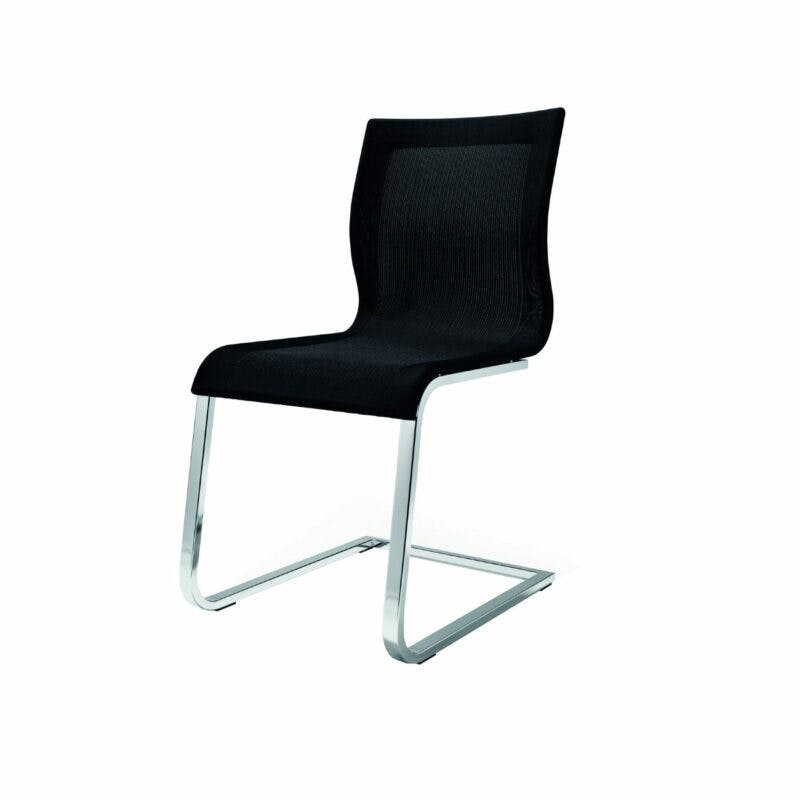 Team 7 Magnum Freischwinger Stuhl mit Bezug aus Stricktex in schwarz und Metallgestell in Chrom glänzend
