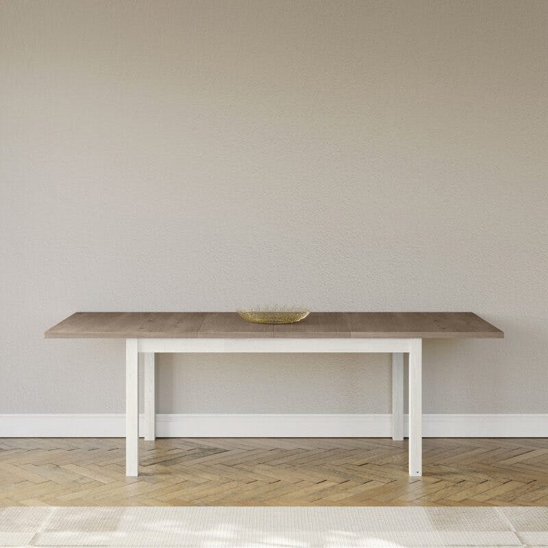 Set one by Musterring Type 68 Esstisch mit einer Tischplatte in Eiche Nelson Nachbildung und einem Tischgestell in Dekor Pino Aurelio - Wohnbeispiel