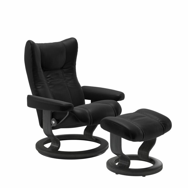 Stressless Wing Sessel Classic mit Hocker – Leder Batick Black und Untergestell Farbe Grau