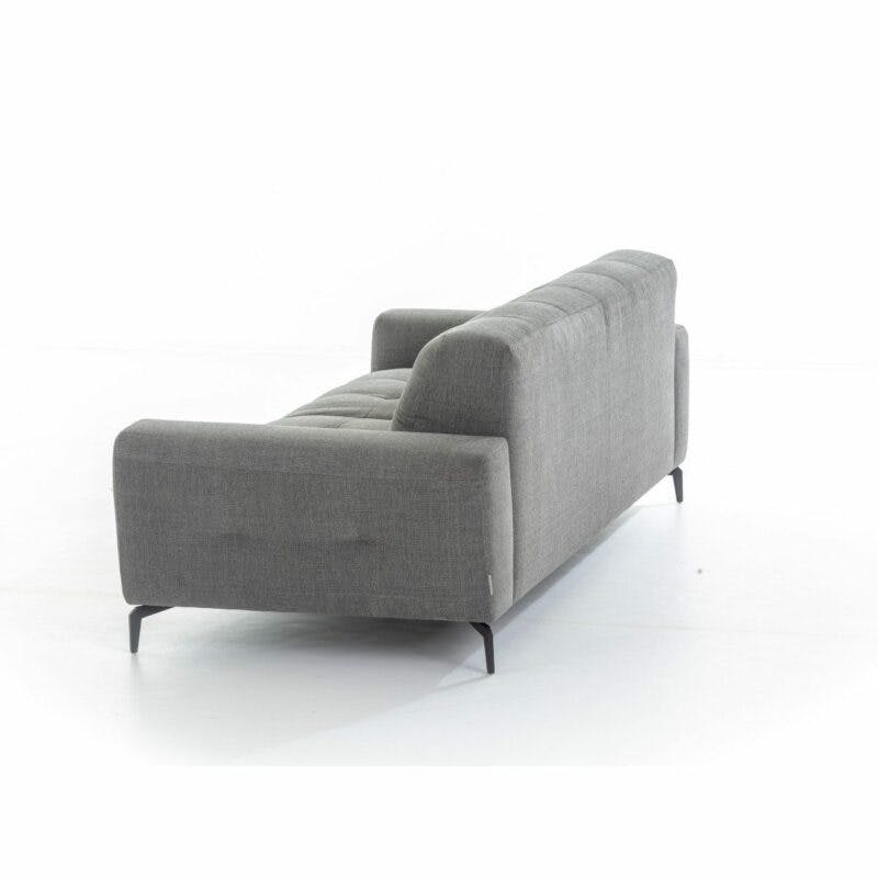 Willi Schillig Wilson 3-Sitzer Sofa mit Textilbezug in Schwarz-Weiß und Metallfüßen in Schwarz in Ansicht der Seie und hinten.