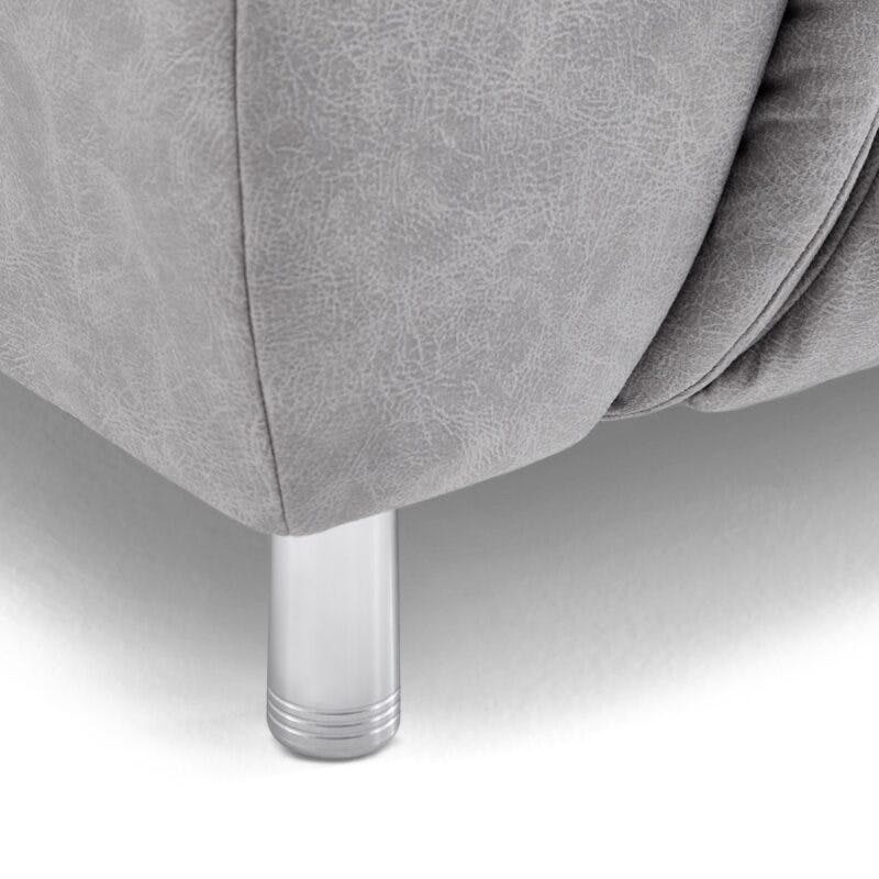 Calizza Interiors Nell Sofa mit Bezug Microfaser Bulus 32 silber – Detail Fuß