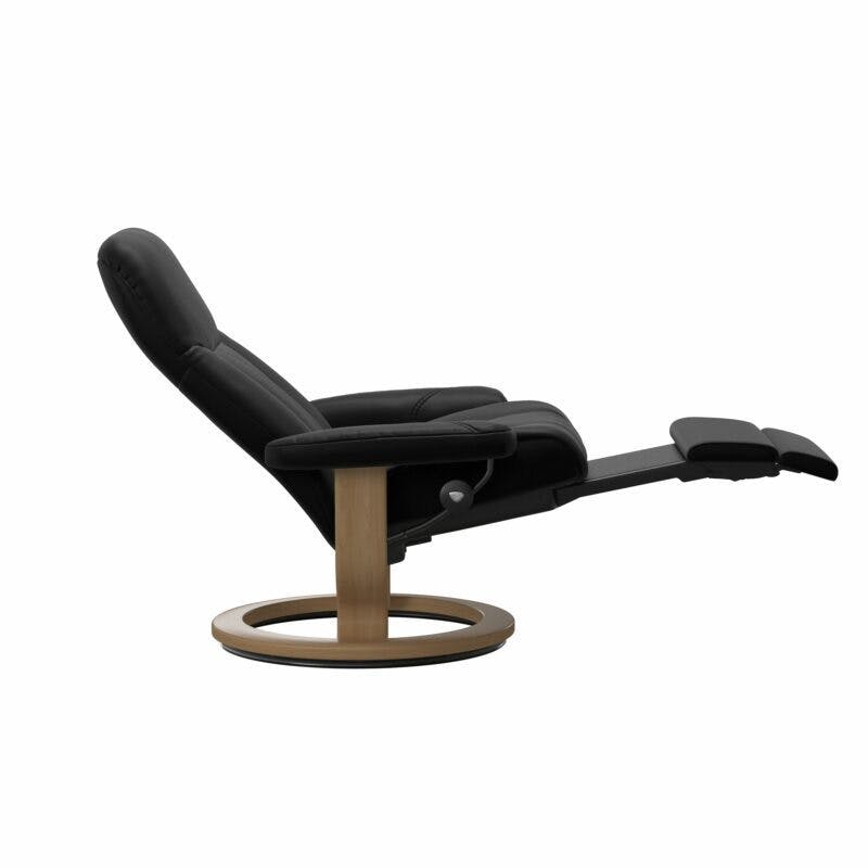 Stressless Consul Classic Power Relaxsessel mit Lederbezug Batick Black und Gestell in Eiche - Relaxfunktion