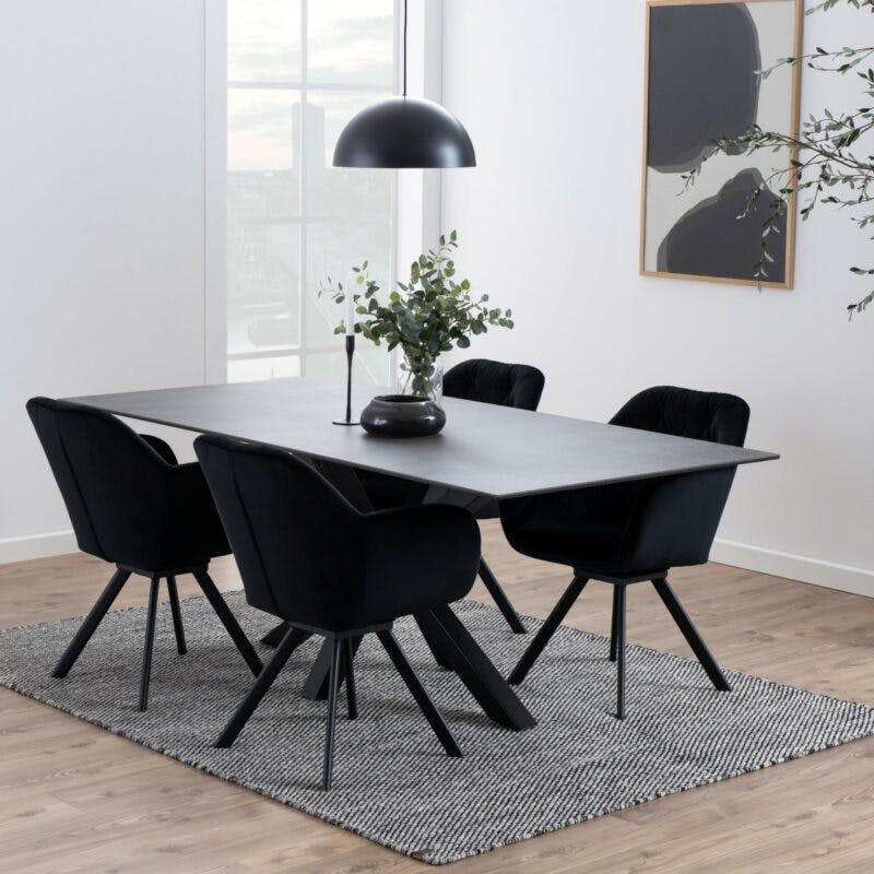Trendstore Anabel Esstisch mit einer Tischplatte aus Keramik in schwarz mit einer Breite von ca. 200 cm - Wohnbeispiel