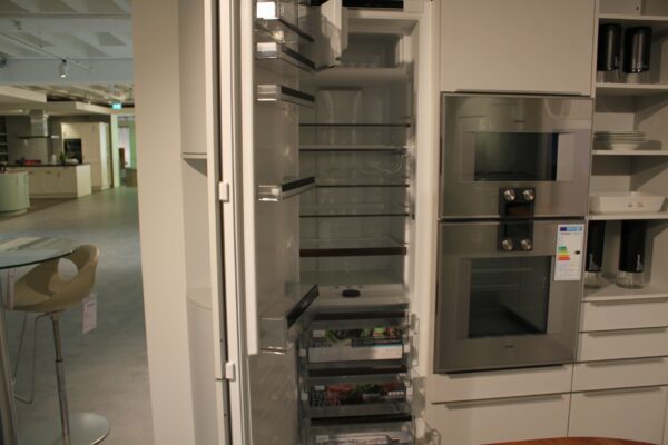 Küchenblock „BL501317“ - Kühlschrank offen