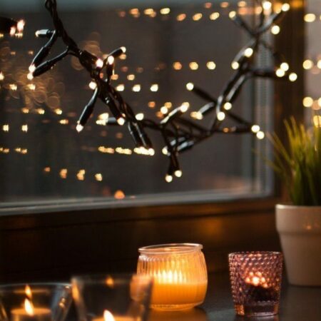 Kerzen, Lichterketten und Co.: Mini-Beleuchtung für die dunkle Jahreszeit