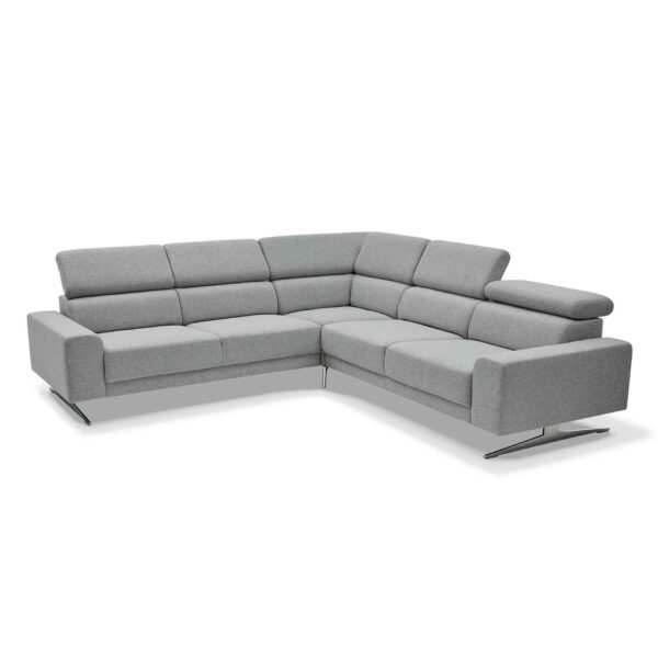 Musterring 4510 Sofa mit Bezug in Light Grey zeigt Kopfteilverstellung.