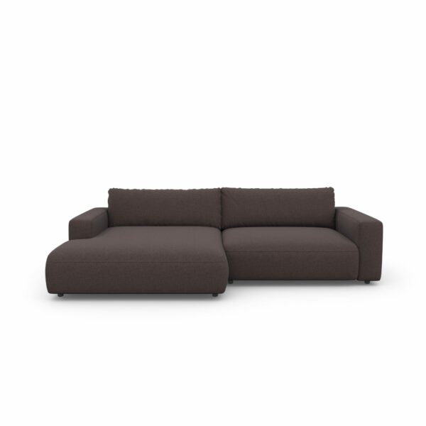 Gallery M branded by Musterring Lucia Sofa in Bezug Clean mocca und Ottomane links