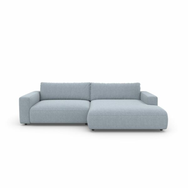 Gallery M branded by Musterring Lucia Sofa in Bezug Matrice light blue und Ottomane rechts