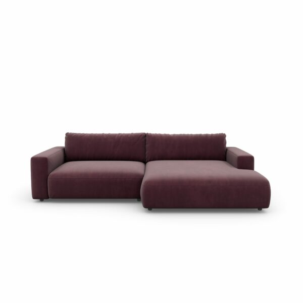 Gallery M branded by Musterring Lucia Sofa in Bezug Samt purple und Ottomane rechts