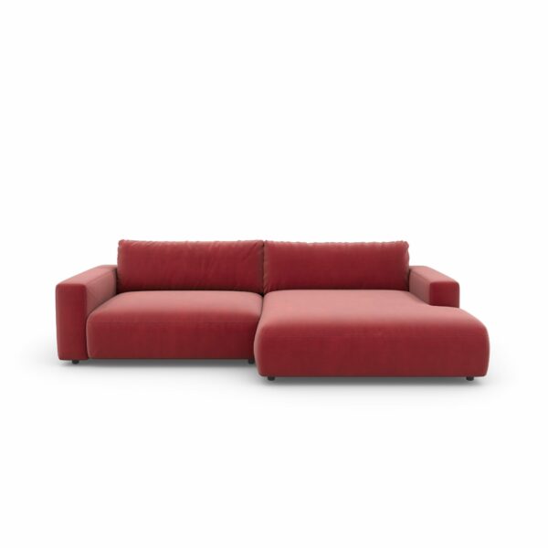Gallery M branded by Musterring Lucia Sofa in Bezug Samt red und Ottomane rechts