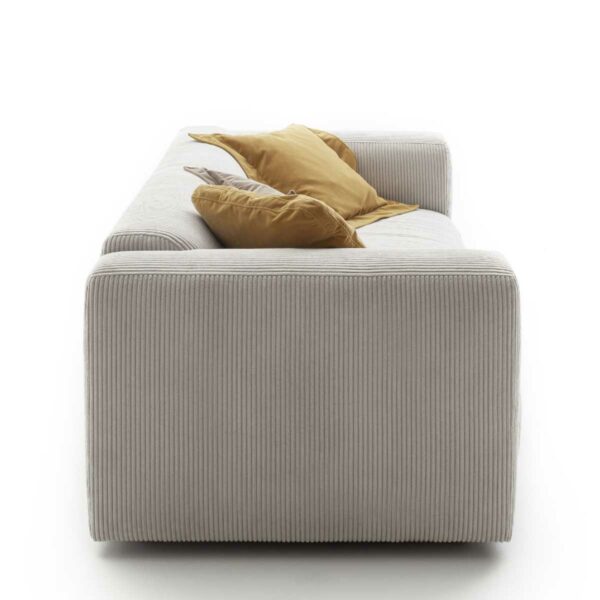 Raum.Freunde Laja 3-Sitzer-Sofa mit Bezug aus Cord in Graubeige Seitenansicht
