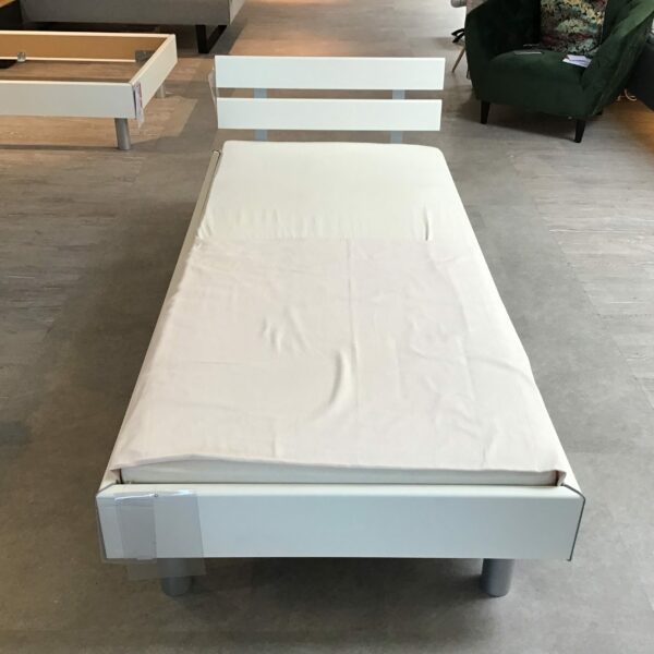 Neue Modular Neuchatel Bett - Abverkauf Lauchringen